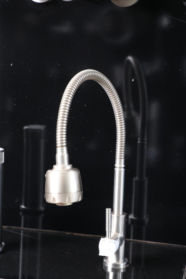 MOVABLE SILVER FAUCET