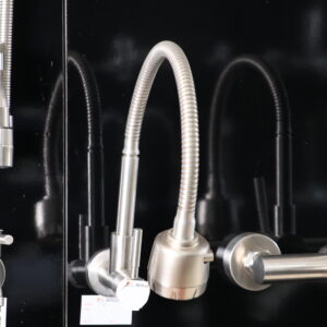 MOVABLE FAUCET SILVER 2