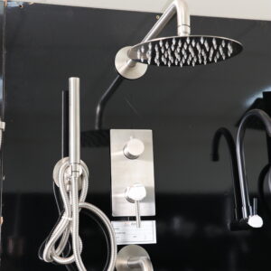 SILVER SHOWER SET