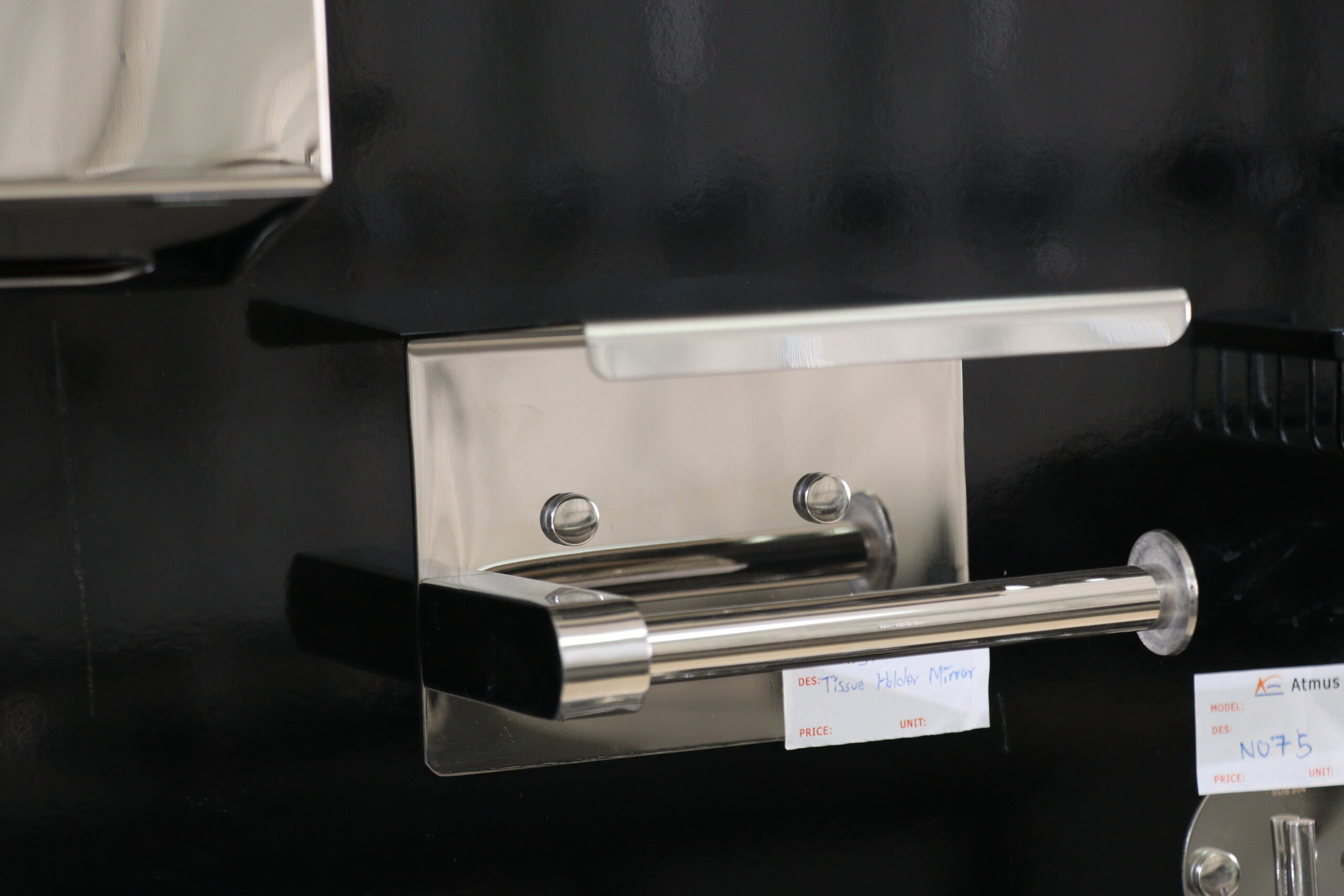 TISSUE HOLDER 9