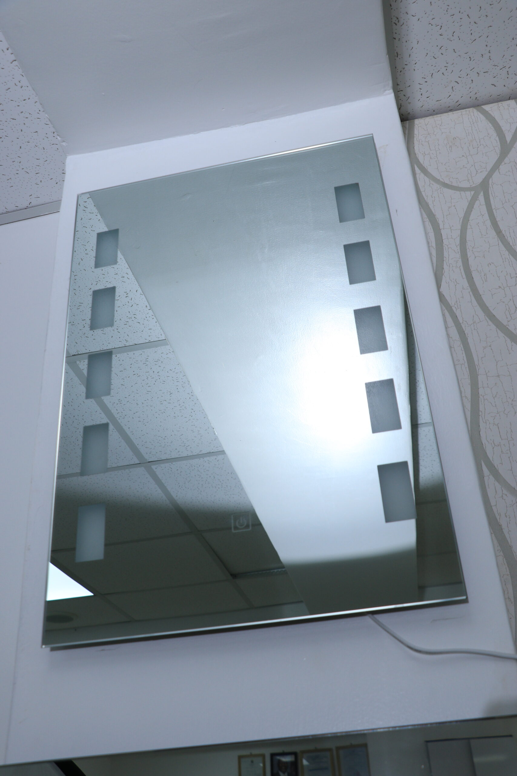 RECTANGLE TOUCH LIGHT MIRROR 2