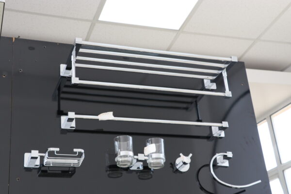 SILVER 6 PIECE BATHROOM SET